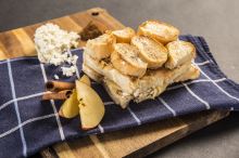 Žemlovka s jablky a skořicí - 250g (2)